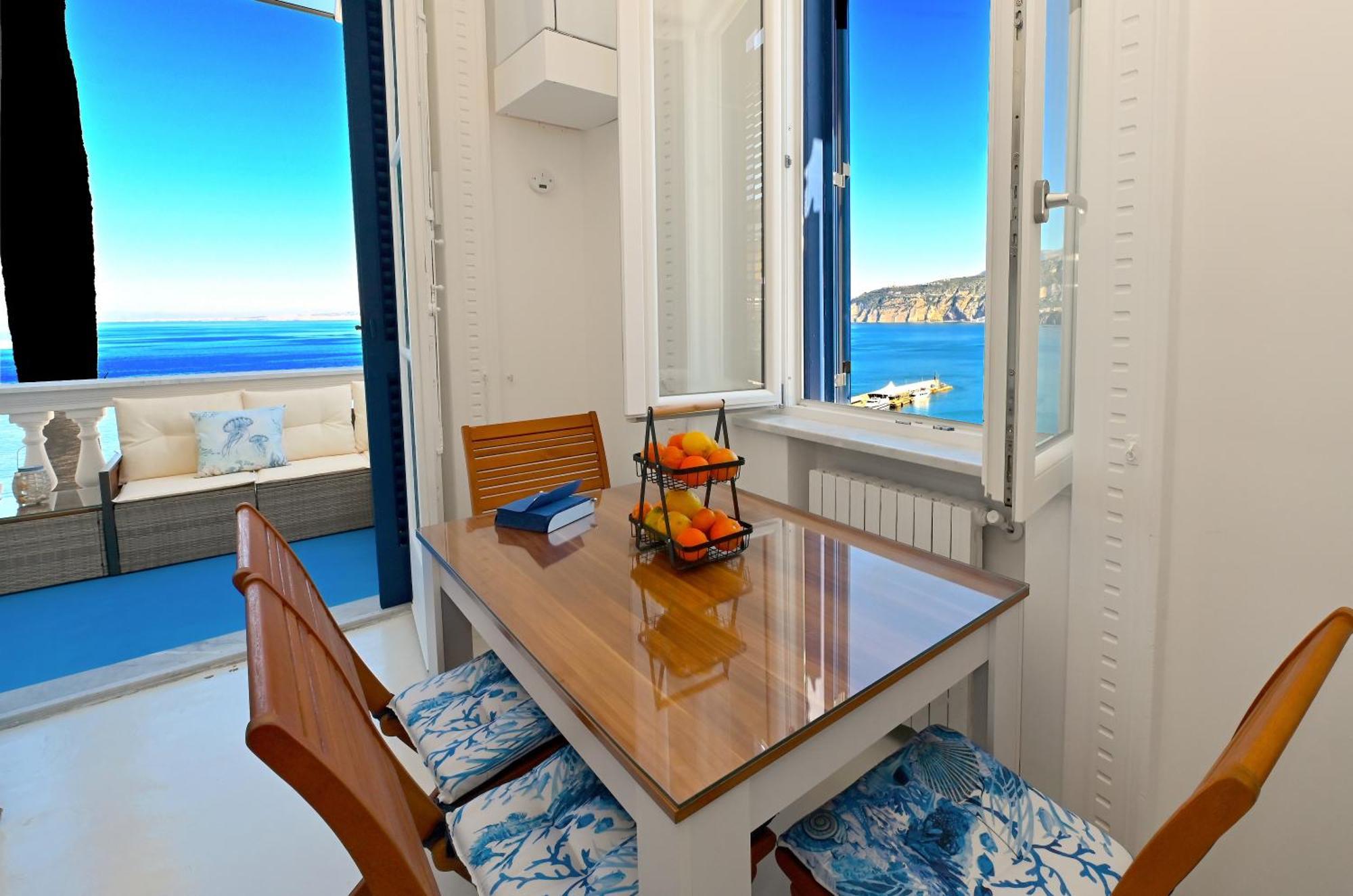 La Terrazza 38 Bed & Breakfast Sorrento Exterior photo