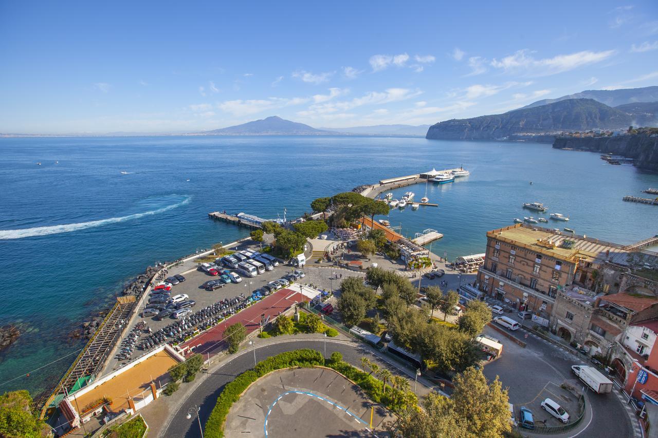 La Terrazza 38 Bed & Breakfast Sorrento Exterior photo