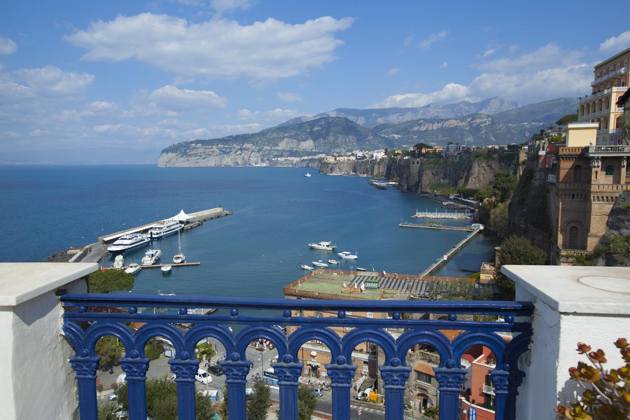 La Terrazza 38 Bed & Breakfast Sorrento Exterior photo