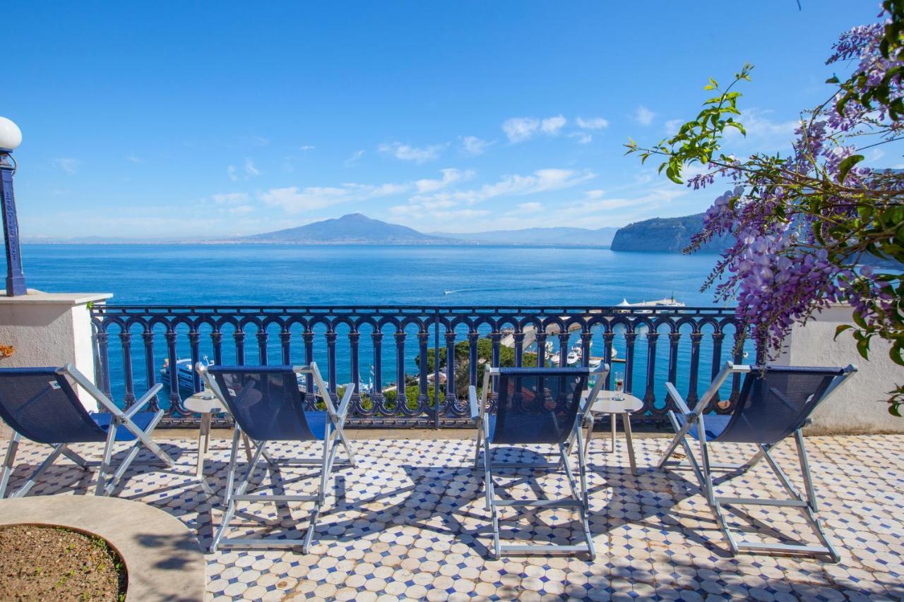 La Terrazza 38 Bed & Breakfast Sorrento Exterior photo